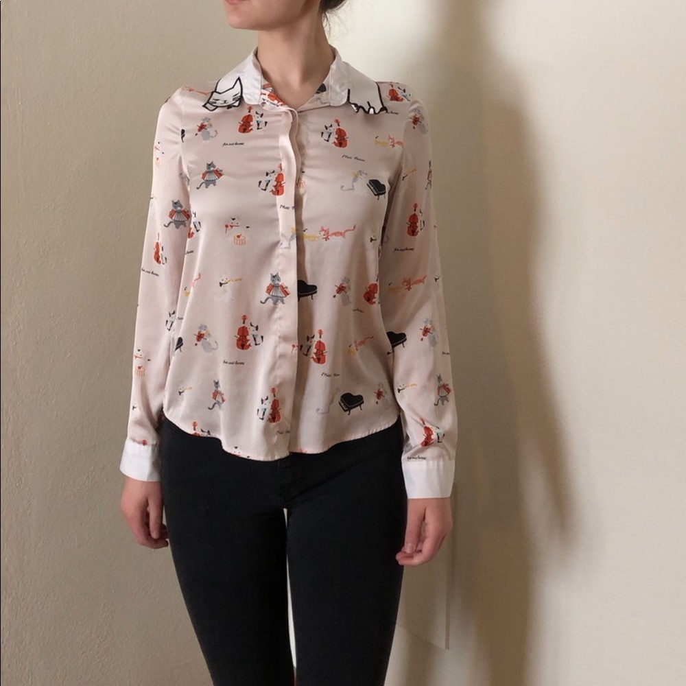 ADORABLE Button Down with Cat Pattern and Collar